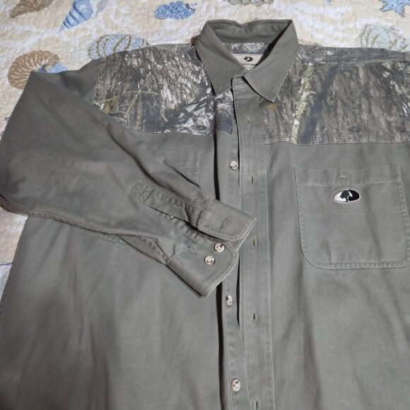 Mossy Oak Men top - Picture 9 of 12